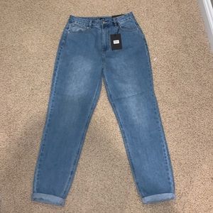 Glasson’s Mom Fit Mid-Wash Jeans — Size 8